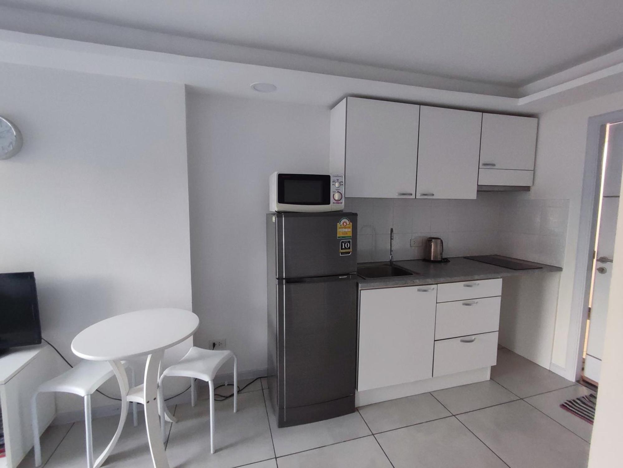 Garden Tropical Siam Apartment Pattaya Room photo
