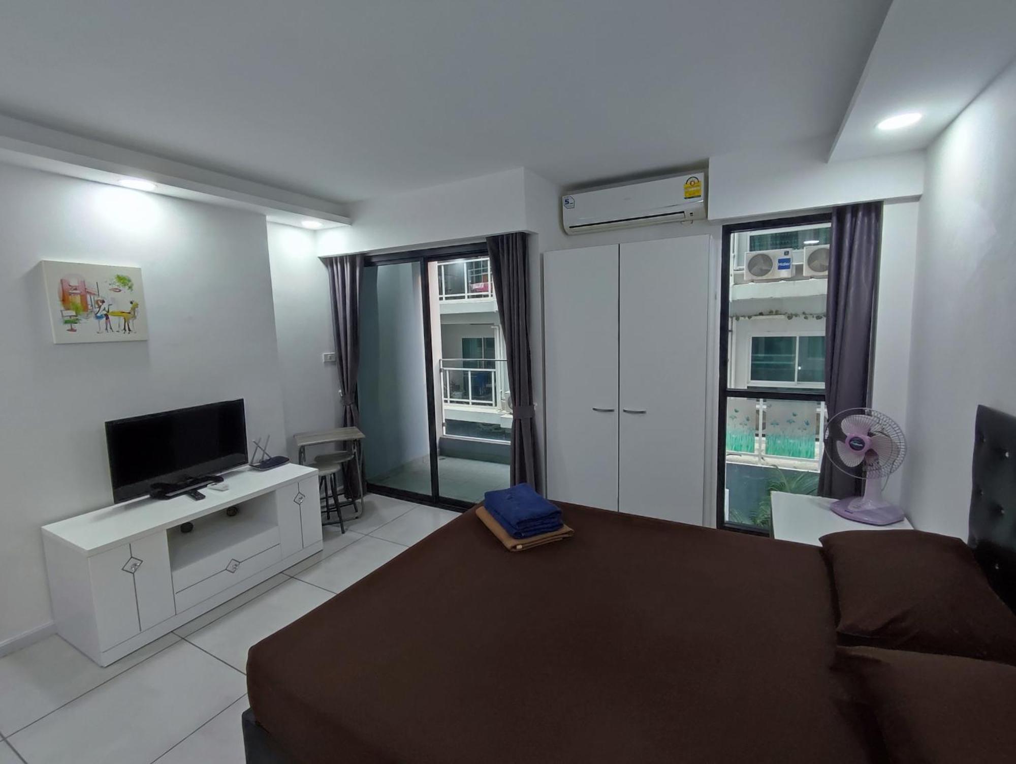 Garden Tropical Siam Apartment Pattaya Room photo