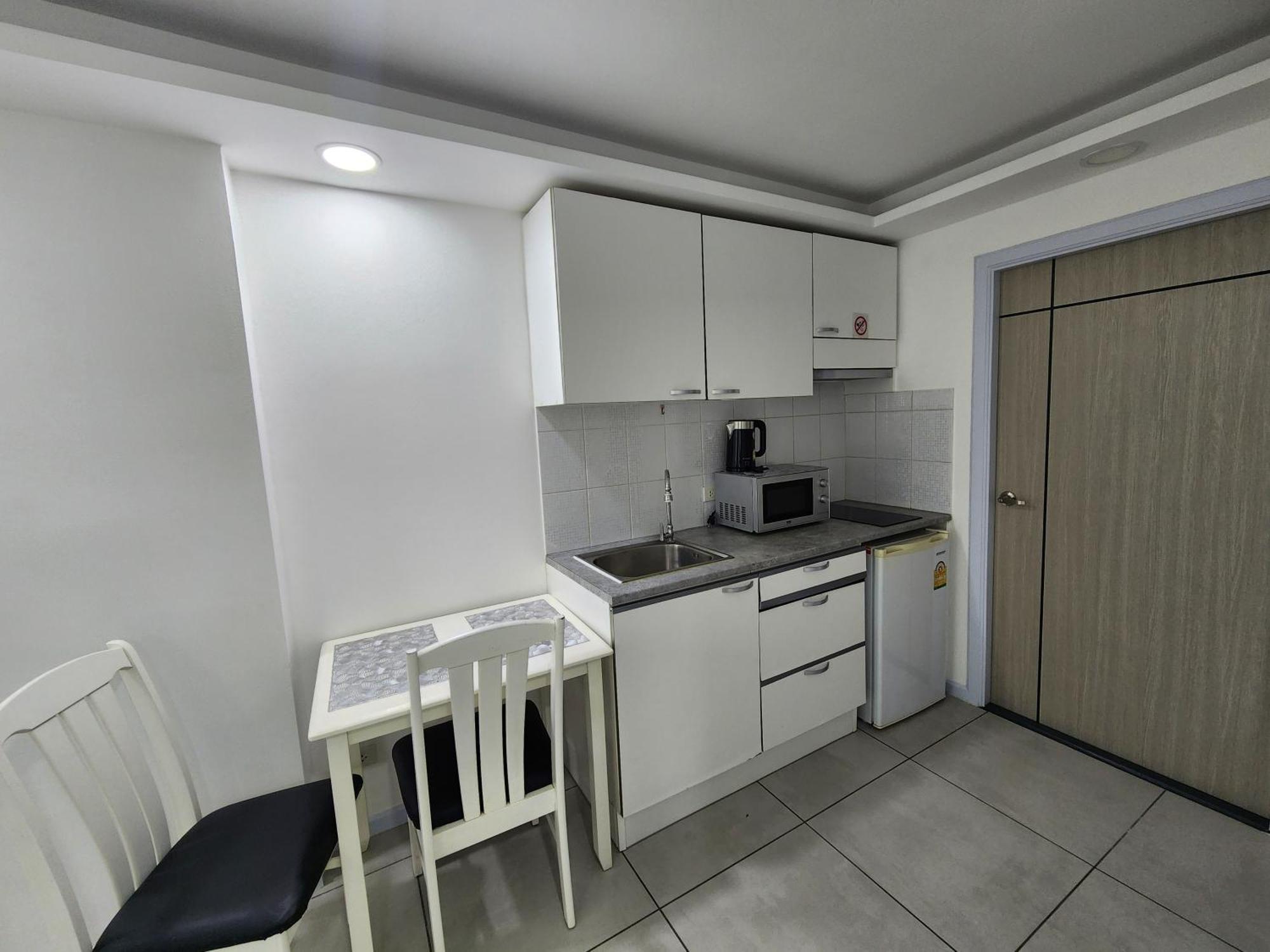 Garden Tropical Siam Apartment Pattaya Room photo